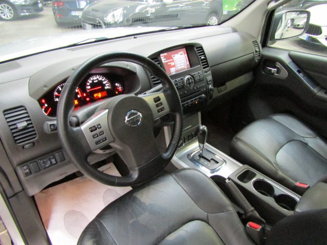 NISSAN NAVARA 3.0 V6 DCI DOUBLE CABINET HARDTO - foto 8