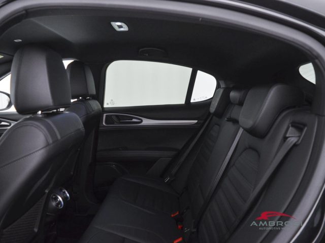 ALFA ROMEO STELVIO 2.2 T VELOCE Q4 210CV AUTO - foto 10