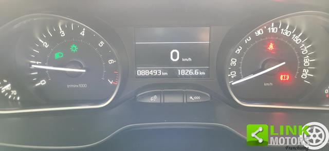 PEUGEOT 208 ALLURE - foto 10