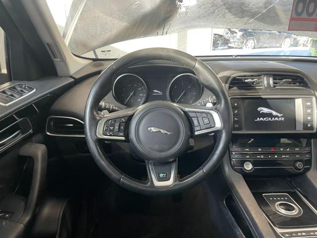 JAGUAR F-PACE 2.0 D 180CV AWD PORTFOLIO - foto 12