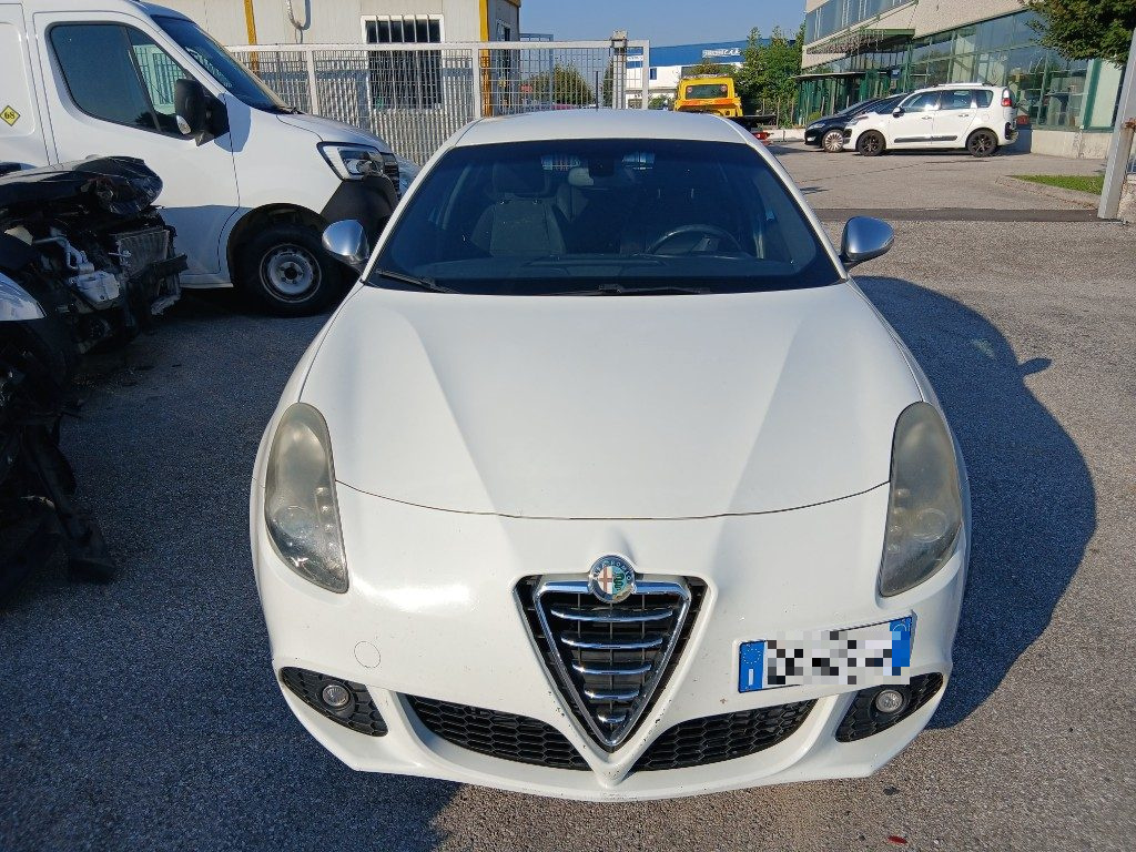 Immagine di ALFA ROMEO Giulietta 2.0 JTDm-2 140 CV del 01/2011 km 257213