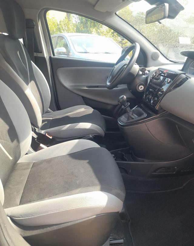 LANCIA YPSILON METANO ECOCHIC SILVER - foto 10