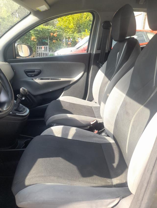 LANCIA YPSILON METANO ECOCHIC SILVER - foto 9