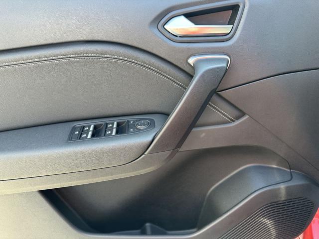 RENAULT CAPTUR FULL HYBRID E-TECH 145 CV TECHNO - foto 9