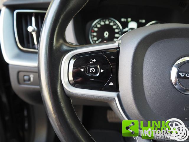 VOLVO XC60 D4 GEARTRONIC INSCRIPTION 190CV - foto 33