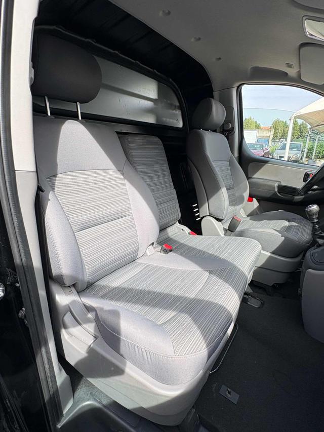 HYUNDAI H-1 CARGO H1 2.5 CRDI CARGO PROFI 136 CV O - foto 16
