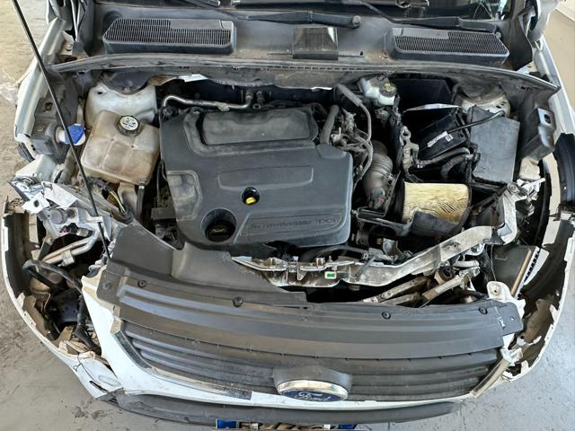 FORD KUGA 2.0 TDCI 140CV 2WD TITANIUM DPF - foto 9