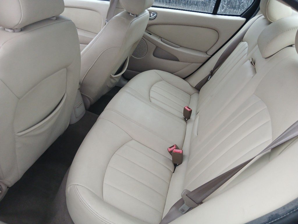 Immagine di JAGUAR X-Type 2.5 V6 24V cat del 04/2002 km 179273