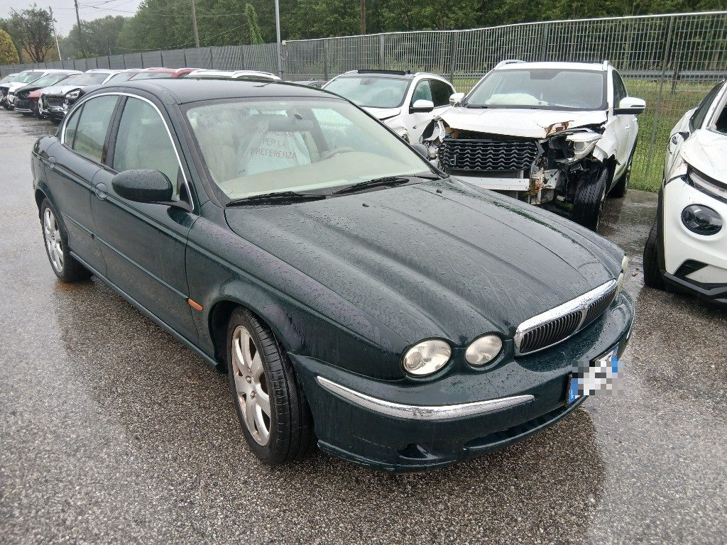 Immagine di JAGUAR X-Type 2.5 V6 24V cat del 04/2002 km 179273