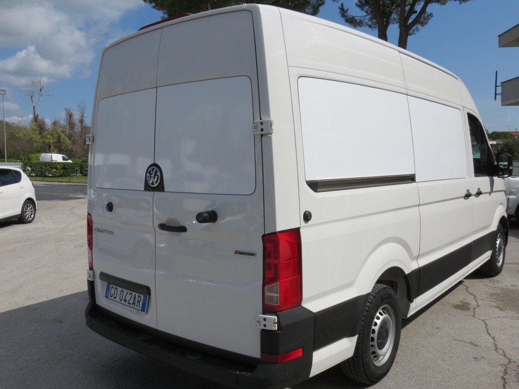 VOLKSWAGEN Crafter