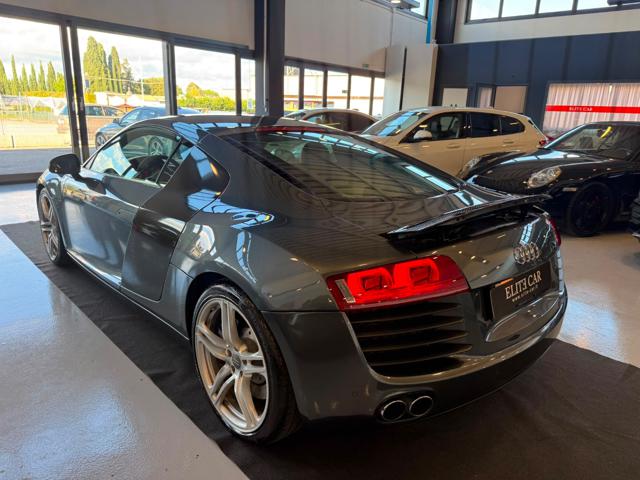 AUDI R8 4.2 V8 FSI QUATTRO R TRONIC - foto 7