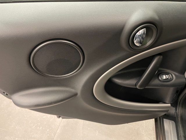 MINI COUNTRYMAN 2.0 D COOPER 112 CV - foto 16