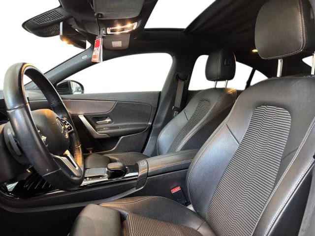 MERCEDES-BENZ CLA 200 D AUTOMATIC SPORT - foto 22