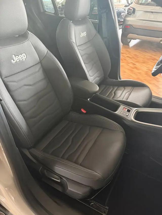 JEEP AVENGER 1.2 TURBO 100 CV MHEV SUMMIT - foto 19