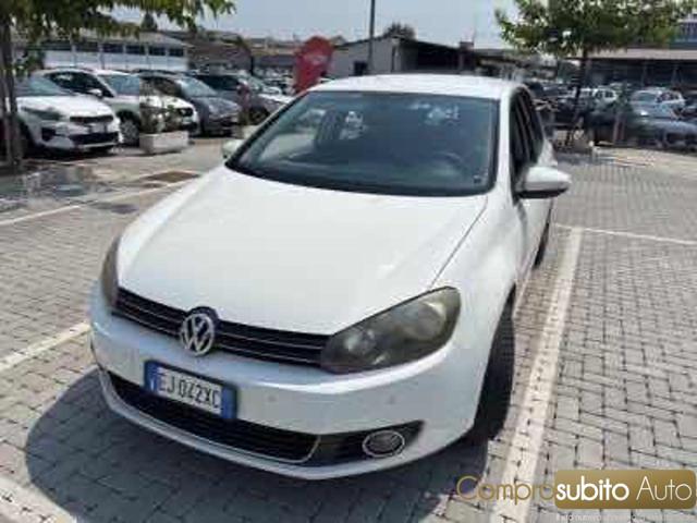 VOLKSWAGEN Golf — foto 1