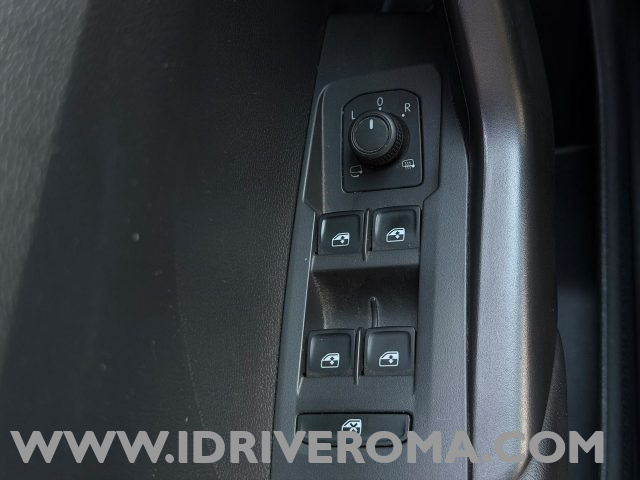 VOLKSWAGEN T-CROSS T-CROSS 1.0 TSI STYLE 95CV "ARGE - foto 12