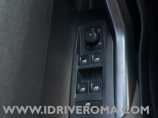 VOLKSWAGEN POLO POLO 1.0 TSI  95CV DSG "NERO MET - foto 15