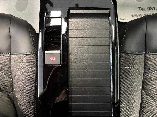 CITROEN C4 1.5 DIESEL EAT8 MAX AUTOMATICO - foto 34