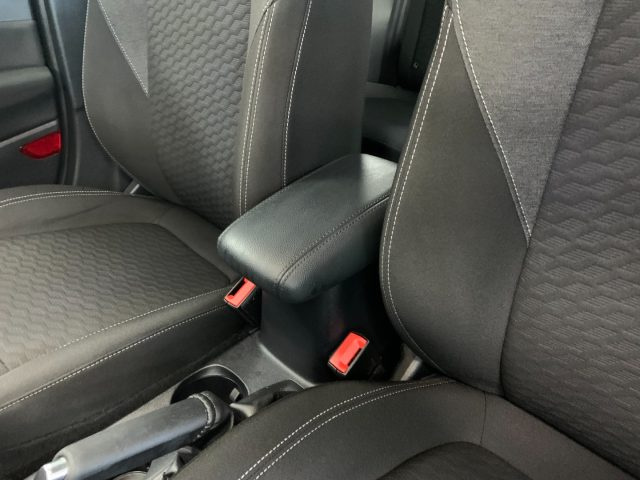 FORD FIESTA 1.1 BENZINA TITANIUM 5 PORTE - foto 32