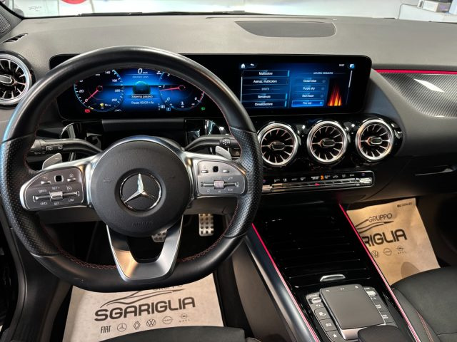 MERCEDES-BENZ GLA 180 D AMG PREMIUM AUTOMATICO - foto 26