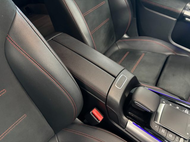 MERCEDES-BENZ GLA 180 D AMG PREMIUM AUTOMATICO - foto 39