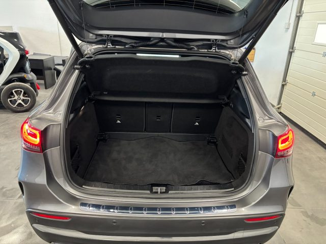 MERCEDES-BENZ GLA 180 D AMG PREMIUM AUTOMATICO - foto 27