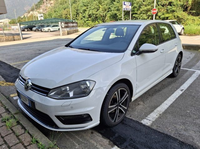 VOLKSWAGEN Golf Bianco pastello