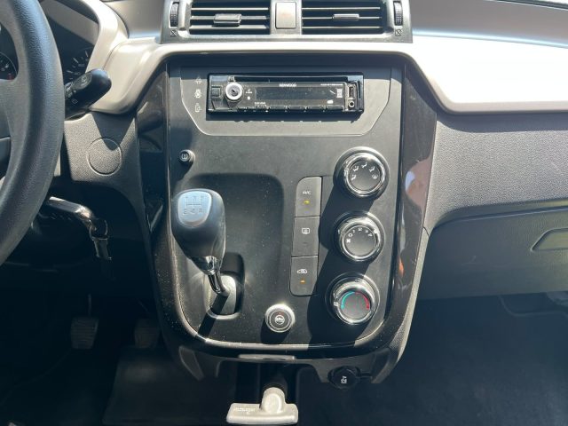 MAHINDRA KUV100 NXT 1.2 K6+ - foto 14