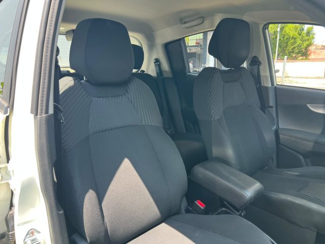 MAHINDRA KUV100 NXT 1.2 K6+ - foto 15