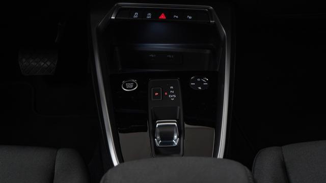 AUDI A3 SPB 35 TFSI S TRONIC UNIPRO PERF - foto 17