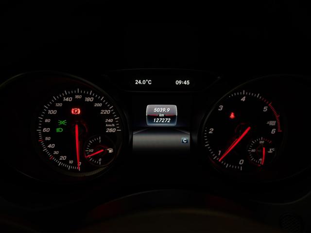 MERCEDES-BENZ A 180 D SPORT - foto 11