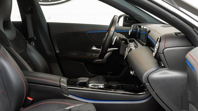 MERCEDES-BENZ CLA 200 D SHOOTING BRAKE PREMIUM IVA ESP - foto 38