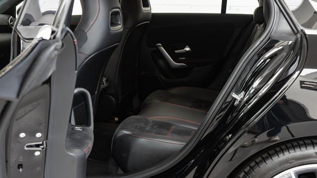 MERCEDES-BENZ CLA 200 D SHOOTING BRAKE PREMIUM IVA ESP - foto 12