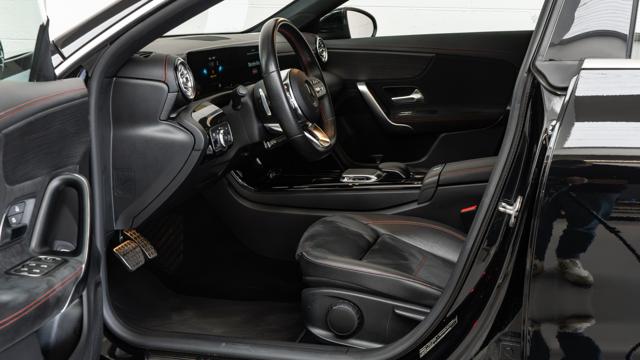 MERCEDES-BENZ CLA 200 D SHOOTING BRAKE PREMIUM IVA ESP - foto 11