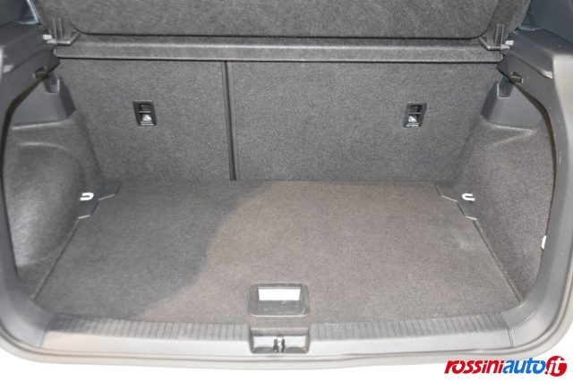 VOLKSWAGEN T-CROSS 1.0 TSI 116 CV R-LINE + TECH PAC - foto 14
