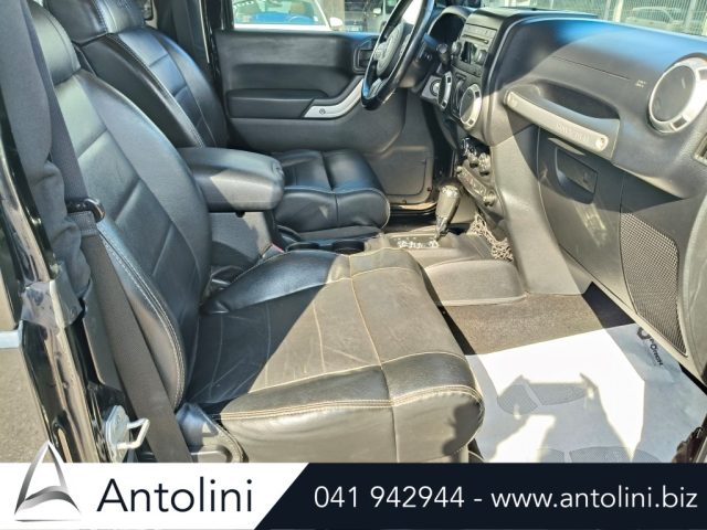 JEEP WRANGLER 2.8 CRD DPF SAHARA AUTO - foto 12