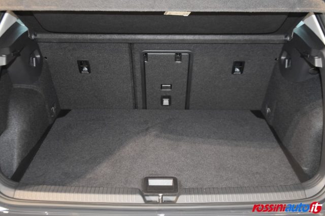 VOLKSWAGEN GOLF 8 2.0 TDI 116 CV DSG STYLE + MAT - foto 16
