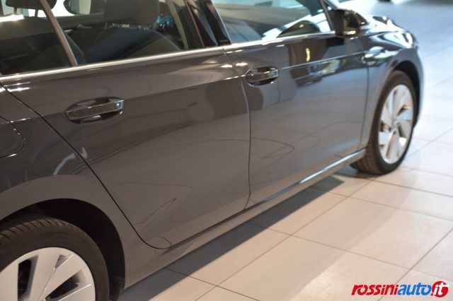 VOLKSWAGEN GOLF 8 2.0 TDI 116 CV DSG STYLE + MAT - foto 26