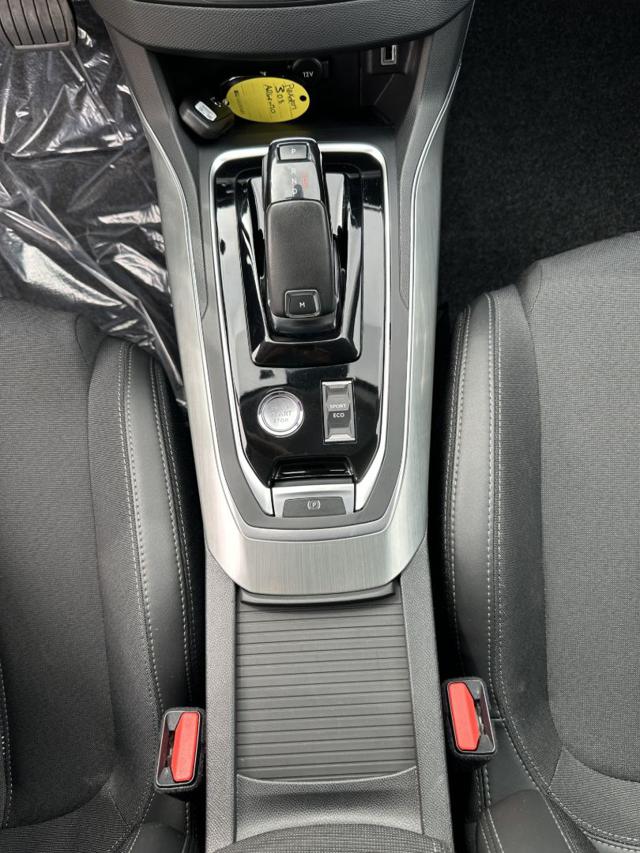 PEUGEOT 308 BLUEHDI 130 S&S EAT8 SW GT PACK - foto 12