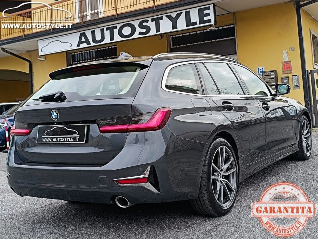 BMW 320 D TOURING LUXURY STEPTRONIC/AUTO - foto 8