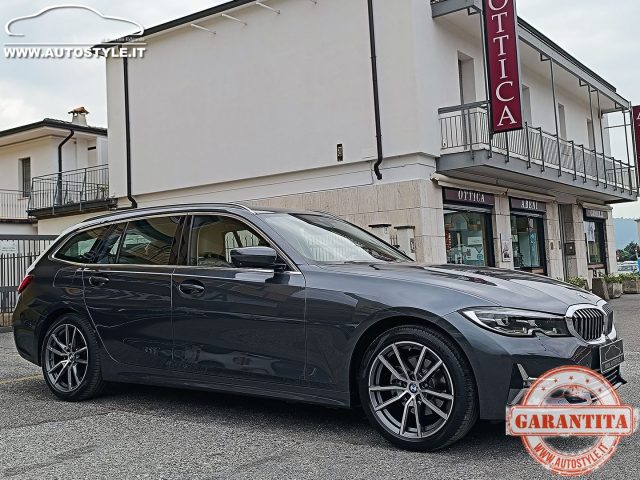 BMW 320 D TOURING LUXURY STEPTRONIC/AUTO - foto 28