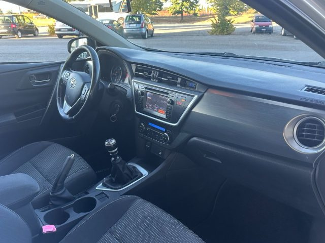 TOYOTA AURIS TOURING SPORTS 1.4 D-4D LOUNGE - foto 13