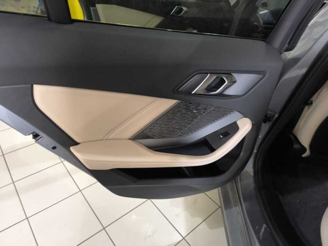 BMW 116 SERIE 1       (F70) -  MSPORT - foto 12