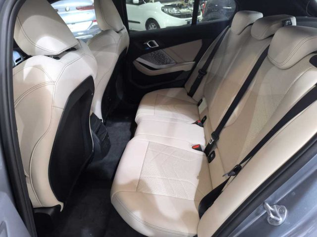 BMW 116 SERIE 1       (F70) -  MSPORT - foto 14