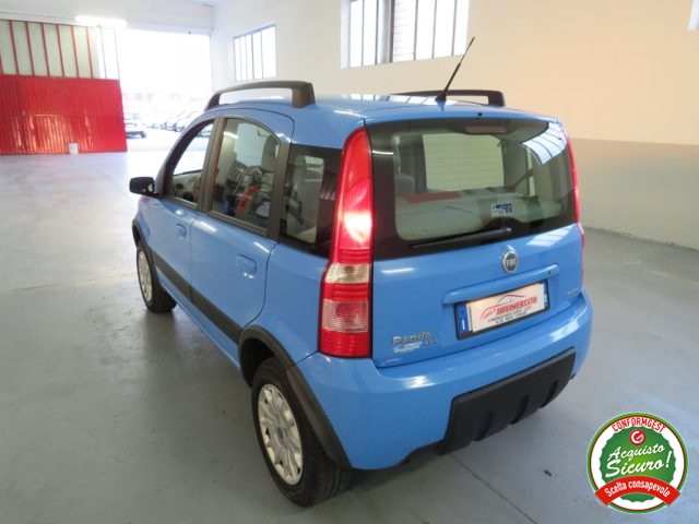 FIAT PANDA 1.2 4X4 CLIMBING - foto 7