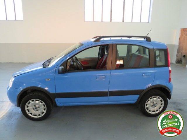 FIAT PANDA 1.2 4X4 CLIMBING - foto 8