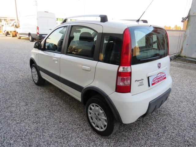 FIAT PANDA 1.2 4X4 CLIMBING - foto 8
