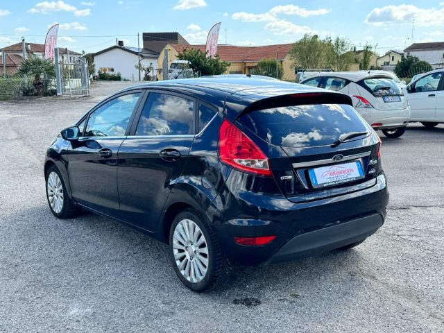 FORD FIESTA 1.4 TDCI 68CV 5 PORTE TITANIUM - foto 6