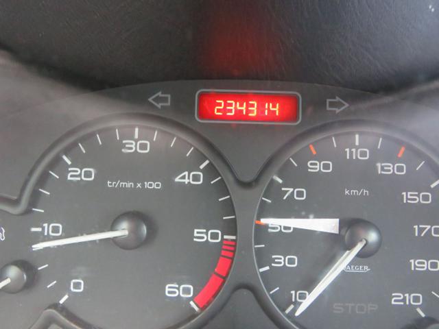 PEUGEOT 206 2.0 HDI 5P. XT - foto 14