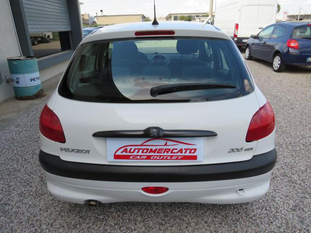 PEUGEOT 206 2.0 HDI 5P. XT - foto 6